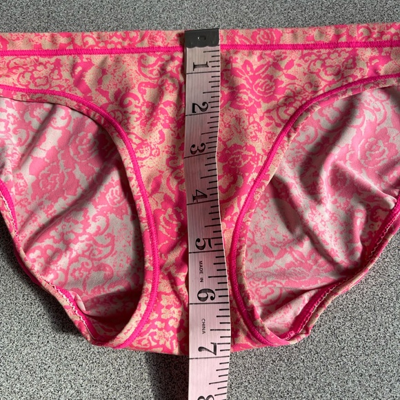 La Senza  Neon Pink Panties Size XS - Picture 7 of 8